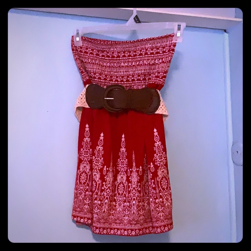 Red crock top with belt